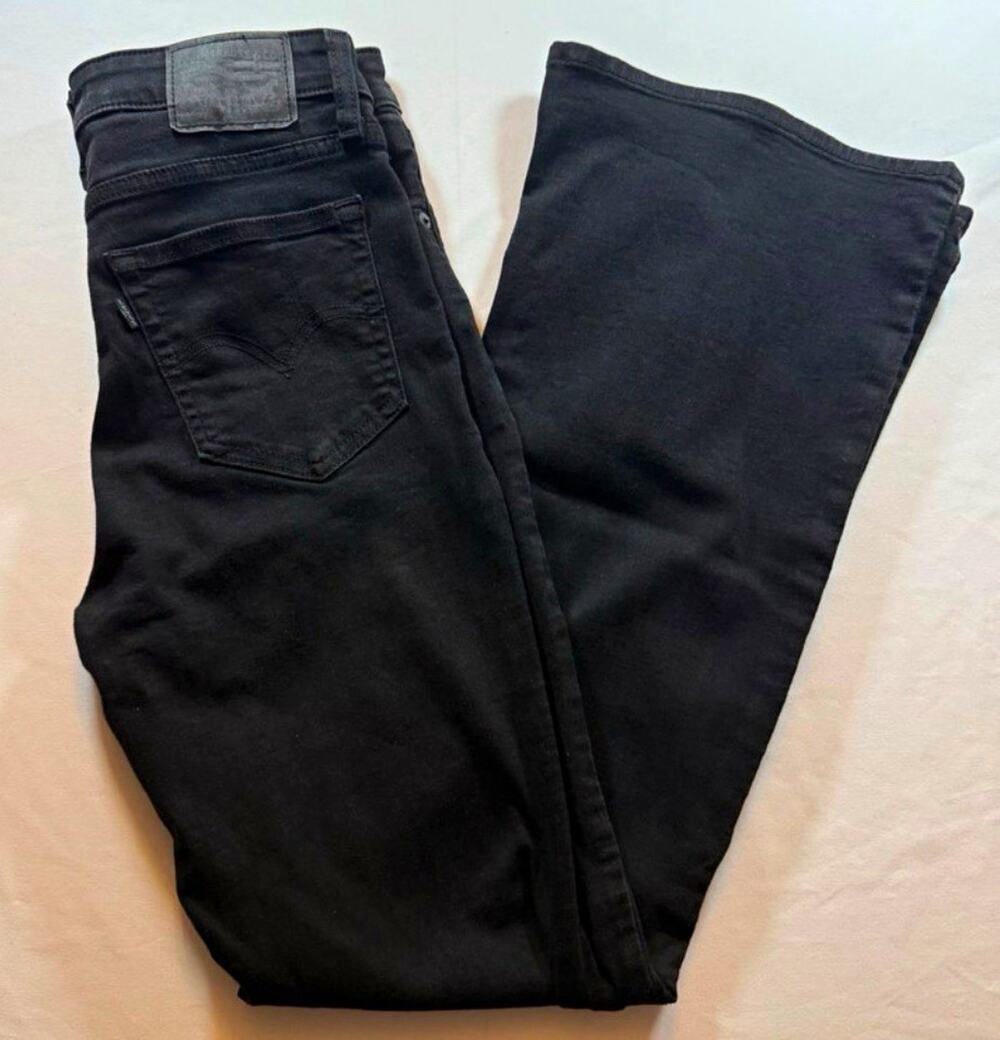 Levi’s Women’s 700 Series High Rise Flare Jeans Black Dark Wash Stretch